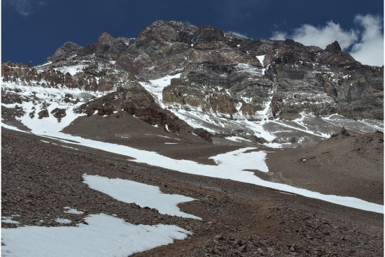 m__025 Aconcagua 1na5 z 4300m